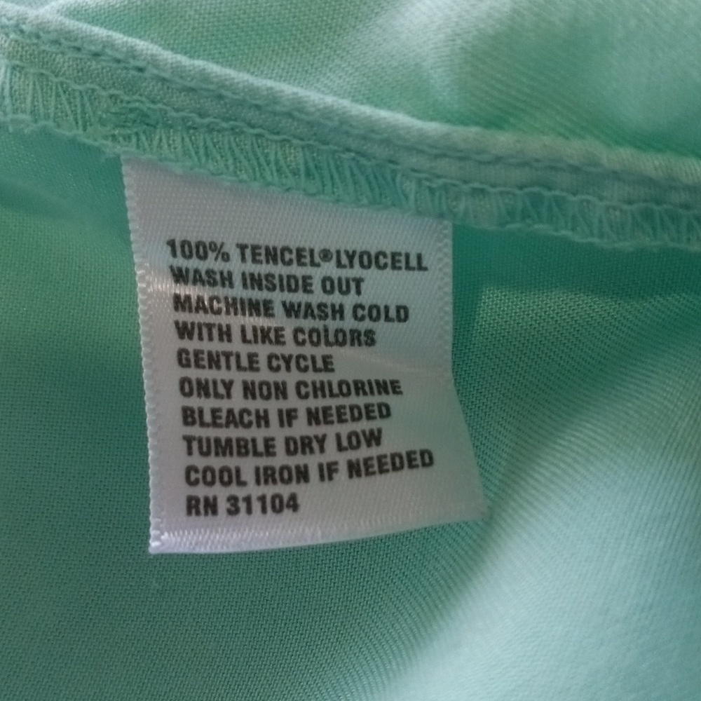 Crown and Ivy Mint Blue-Green Babydoll Pleated Bell Sleeve Blouse - Picture 9 of 13